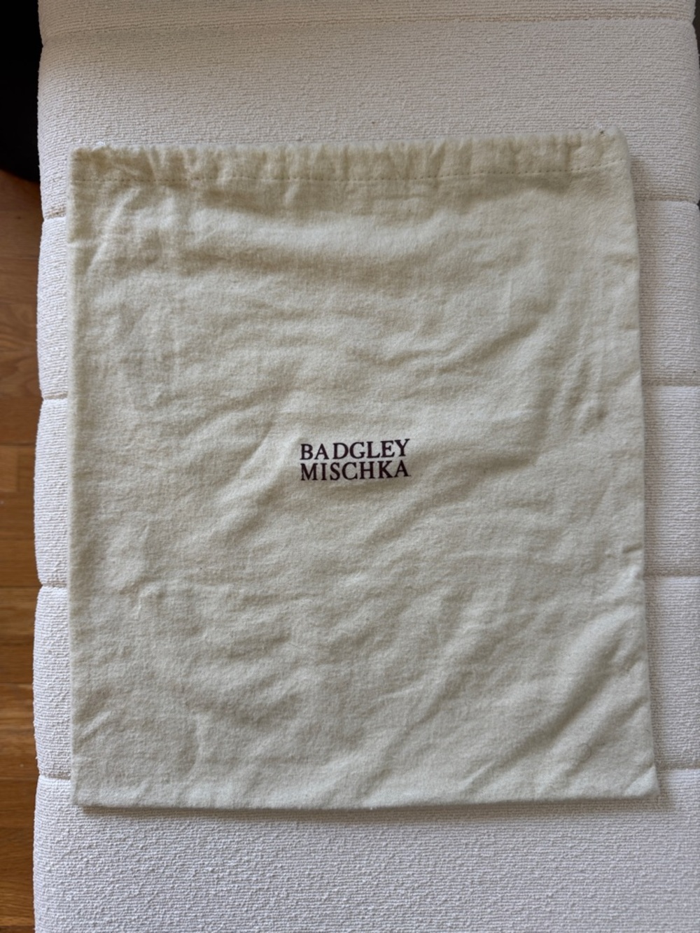 Badgley Mischka Beige Logo Dust Bag